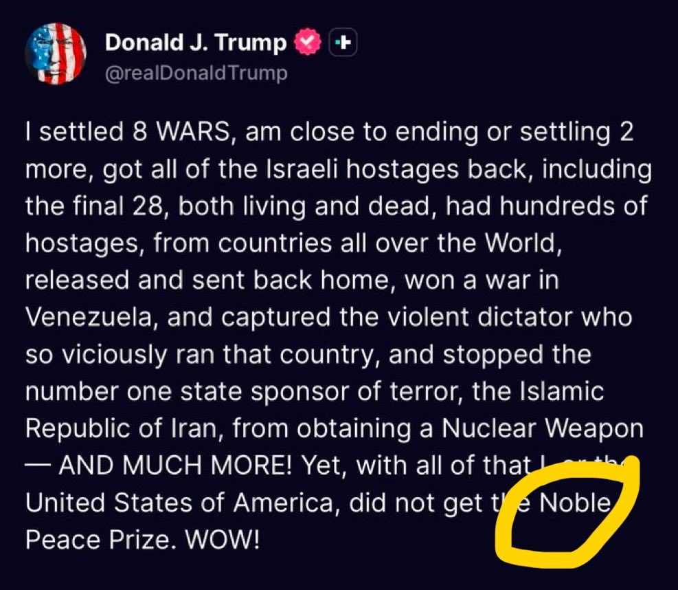 Andie00471's tweet photo. Give how often this mental midget begs for it, you’d think he’d know how to spell it! https://t.co/HW9ShQKsew
