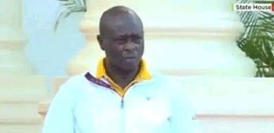 timothymaturi_'s tweet photo. “Yoh bro nimetumia hao madem pic yako wakasema usicome” https://t.co/NAllJJGkjC