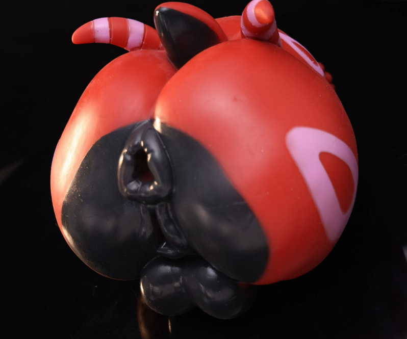 ManaHallowhound's tweet photo. 🐴🕸️Howdy! I was approached by @MSCFUNTOYS  to potentially collaborate on a VENOM HORSE TOY similar to their current selection of toys

Would that be something yall would want? I would love to hear thoughts on it. https://t.co/Cg6S85WUWZ