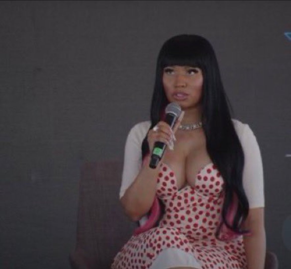 WriteARapSis's tweet photo. Bitch BARBIE IS BACK OMG https://t.co/oo0x91XBBT