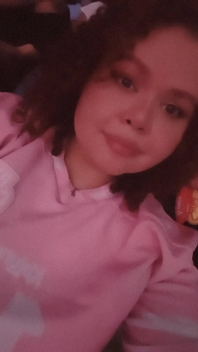 eaibanshee's tweet photo. Meu marido saiu com tanta pressa que nem consegui tirar uma foto lá, mas pelo menos tenho algumas de recordação 🩵✨ https://t.co/rWL0QHwoMy