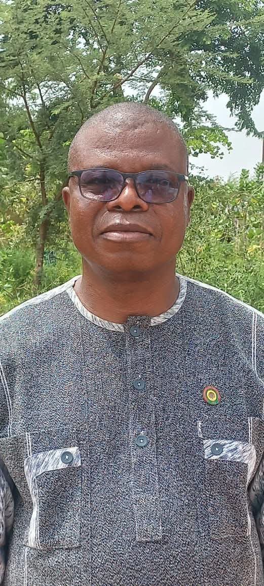 MATM_BF's tweet photo. Le Camarade Kouilga Albert ZONGO, Mle 59 766 R, Administrateur civil, 2e classe, 7e échelon, est nommé Gouverneur de la région du Sourou.
(Conseil des ministres du jeudi 8 octobre 2026)
DCRP/MATM
#Conseildesministres
#MATM
#BurkinaFaso https://t.co/BPxIICdrwO