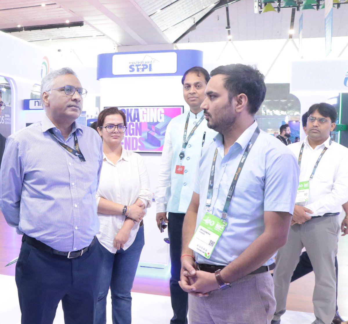 stpiindia's tweet photo. STPI at India Mobile Congress 2026 | Inspiring Innovation, Empowering Startups| 10th October 2026

Shri Arvind Kumar (@arvindtw), Director General, STPI, visited the MeitY Pavilion at India Mobile Congress (IMC) 2026, held at Yashobhoomi, New Delhi, and interacted with STPI-nurtured startups showcasing their innovative solutions.

During the interaction, startups shared their entrepreneurial journeys, emerging technologies and innovative ideas. The DG offered valuable guidance on scaling their solutions, exploring new opportunities and strengthening their pathways towards market success.

The interaction reaffirmed STPI’s commitment to nurturing innovation, empowering startups and fostering a vibrant technology-driven entrepreneurial ecosystem.

#STPI #IMC2026 #IndiaMobileCongress #MeitY #Startups #Innovation #Entrepreneurship #StartupEcosystem

@GoI_MeitY @AshwiniVaishnaw @JitinPrasada @SecretaryMEITY @arvindtw @_DigitalIndia @NeGD_GoI @exploreIMC @startupindia @makeinindia @OfficialINDIAai @DoT_India @pib_comm @stpinext @stpisayuj