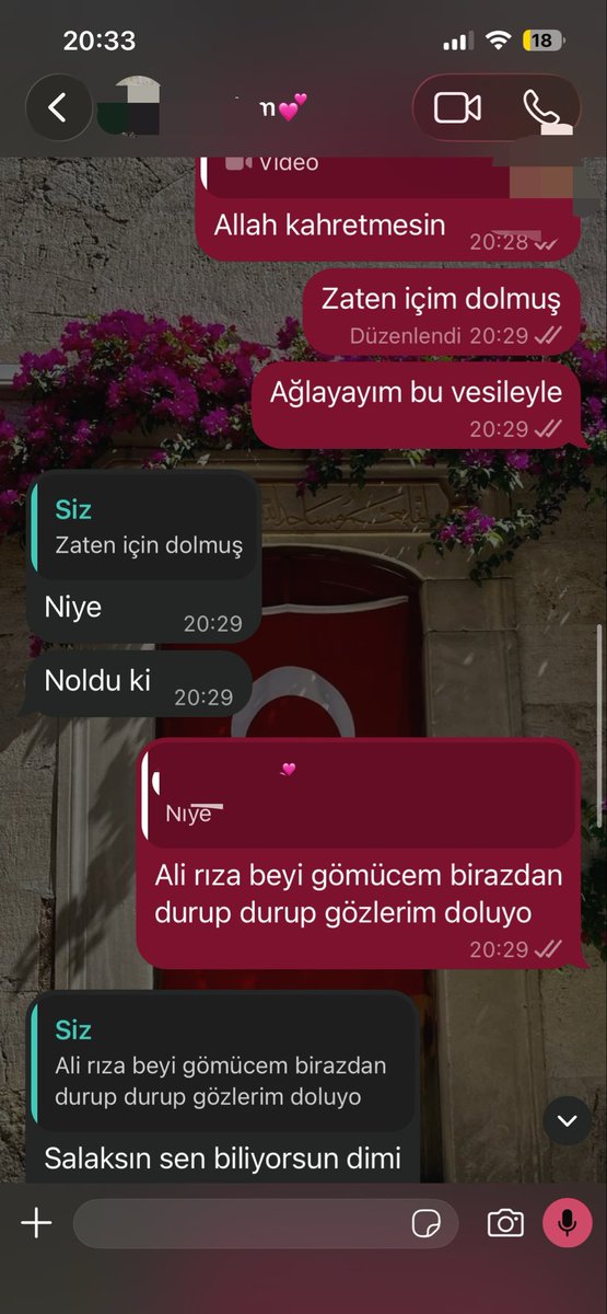 Berrenrrr's tweet photo. Bacımla sıradan bir konuşmamız 
@mbetul_61 https://t.co/QDQSCaMCQT