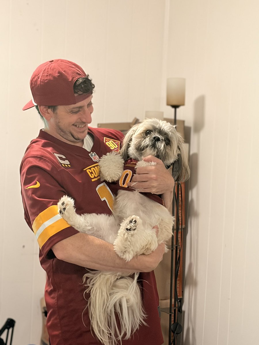 DC_Marvel_7's tweet photo. @AdamSchefter Wicket and I are ready to #RaiseHail #SundayNFLCountdown #DogOfTheWeek https://t.co/fuFQASJPV1