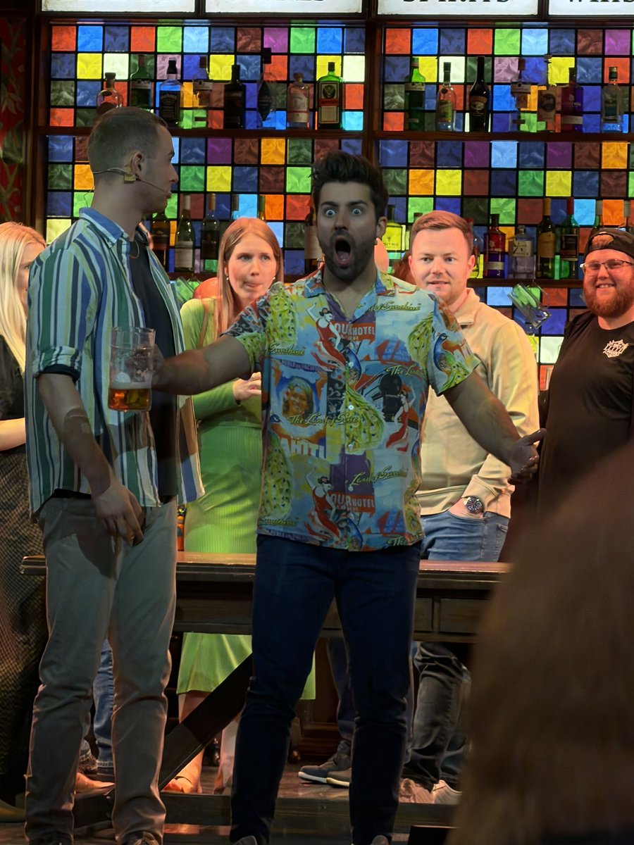 TimLeics's tweet photo. Such a great show! Still smiling and singing. Can’t wait to see it again! #choirofman https://t.co/2uhEAohCN9