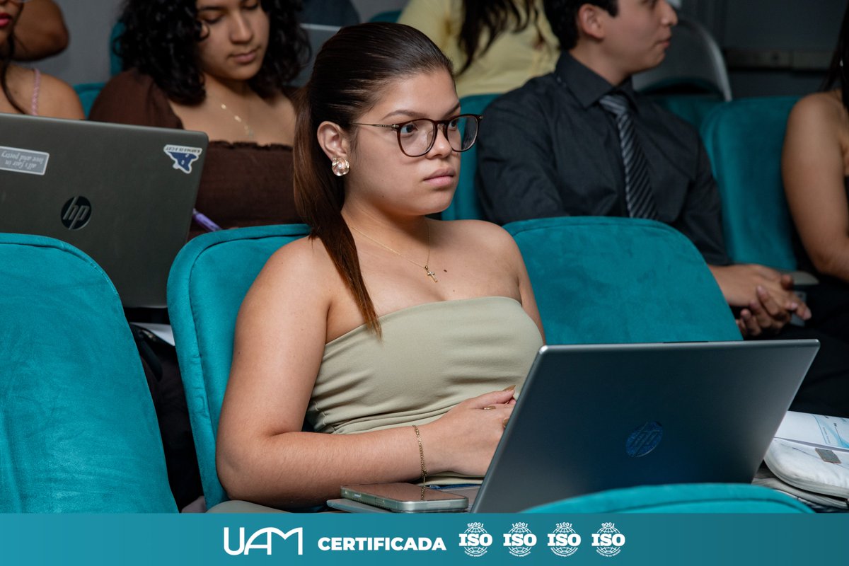 UAMNica's tweet photo. 🙌✅ La Universidad Americana a través del Club Empresarial, promovió un espacio de formación junto a la máster Marlin Jirón, asesora financiera empresarial.

#UAM https://t.co/p1u62kZIFN