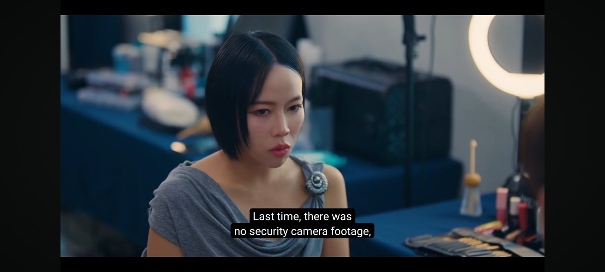 petalinlin's tweet photo. also, let's focus on how sunny is insinuating that this is NOT the first time nine has pulled something like this ☝ 

i wonder if this was just about wan's drowning or if its about an entirely different event https://t.co/t1BQ4DH7uZ