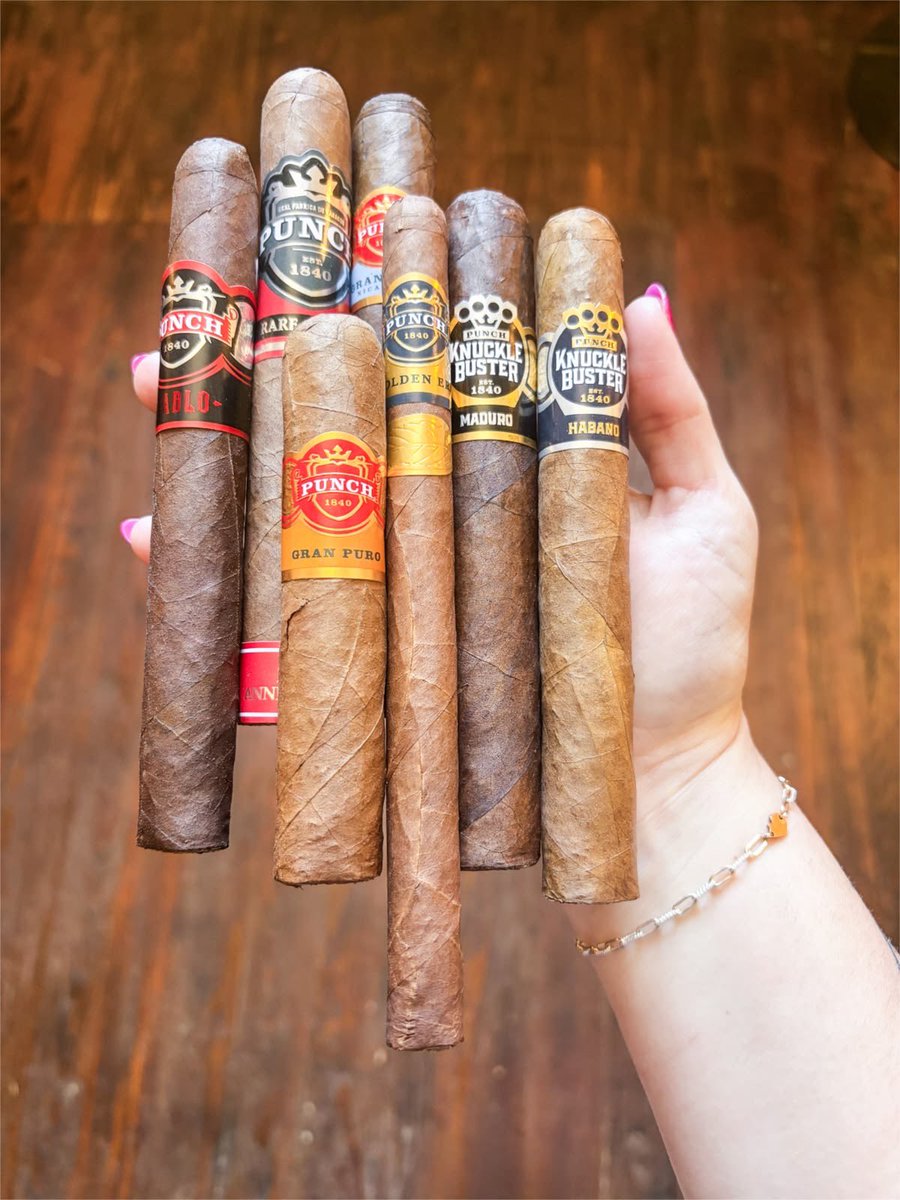marianny_pcw's tweet photo. Curated Punch cigar sampler featuring Diablo, Rare Corojo, Gran Puro, Golden Era, and Knuckle Buster Maduro &amp; Habano blends. Stored at optimal humidity in pristine condition. Serious inquiries only. #cigars #cigarlady #view https://t.co/PwNQ8fjENM