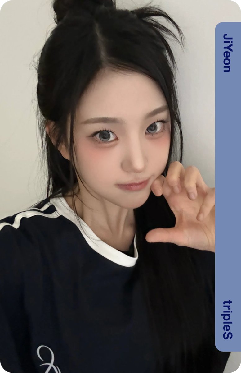 JiyeonBRA's tweet photo. [📸] DCOs da Jiyeon dados como benefícios VIP e de presença na turnê ANDLESS.

#tripleS #트리플에스 #Jiyeon #지연 https://t.co/k8pMX2aJvK