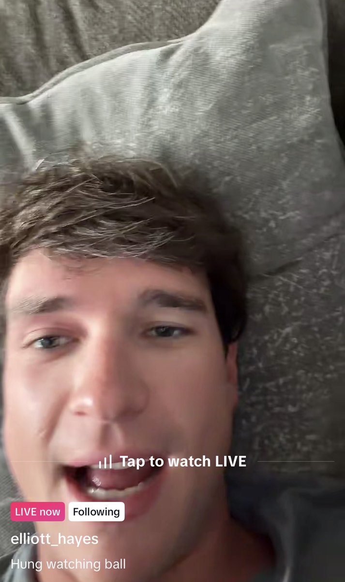 JasonHolderness's tweet photo. E dawg asking for gifts on tiktok live is a sad sight #mcqueenisfading https://t.co/lh91AfjVmv