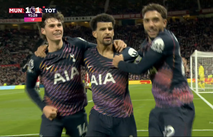 Footballtweet's tweet photo. 🏴󠁧󠁢󠁥󠁮󠁧󠁿🗣️ Gary Neville: "You can't say they haven't deserved it, Tottenham Hostpur. They've been the better team for most of the game."

TOTTENHAM ARE LEVEL! https://t.co/PtbeTi45ut