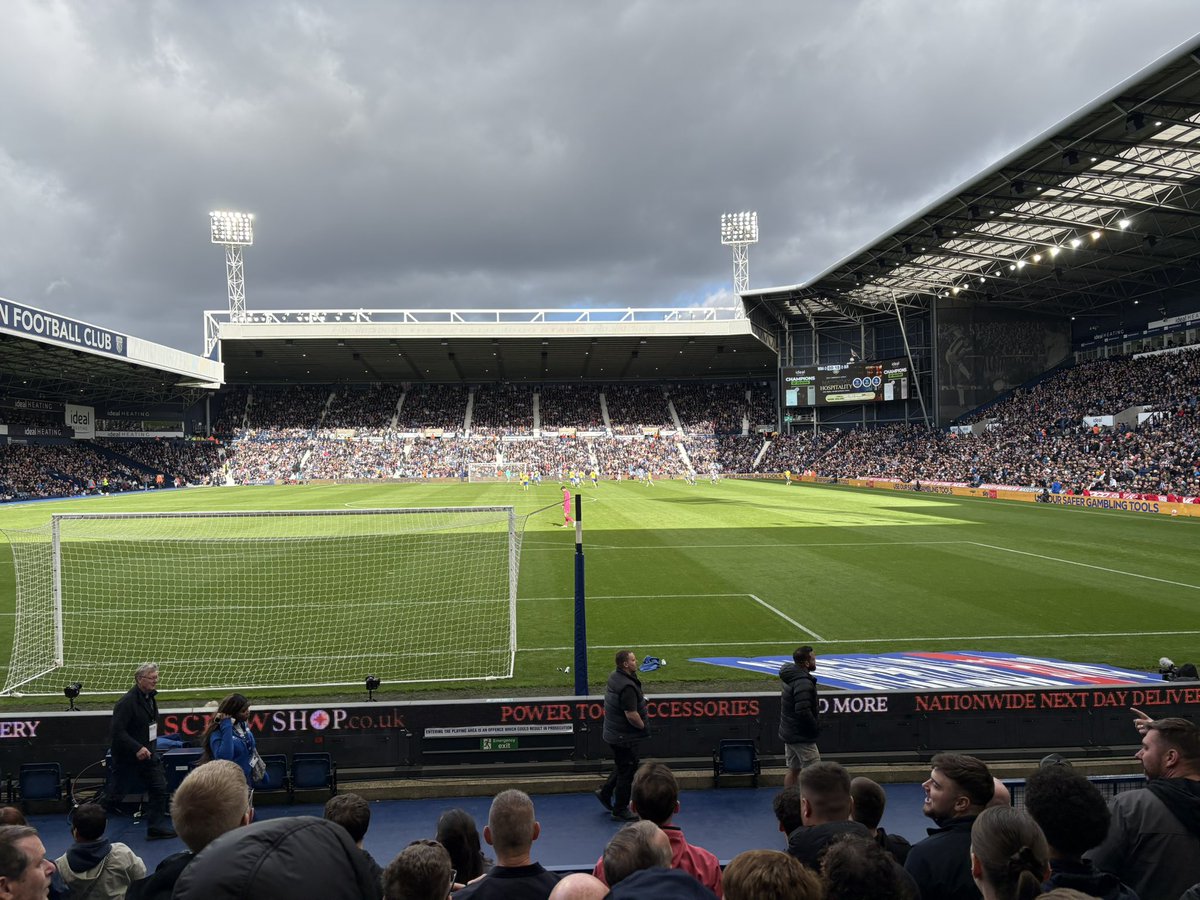 LeModFootball's tweet photo. Another big win, thought we were largely very comfortable after a lively start and should have won by more. Iwata and the backline superb. 1 defeat in 9, big week coming up, could really put ourselves in a great position. You’ll do for me #BCFC https://t.co/oKj8eMwCoz