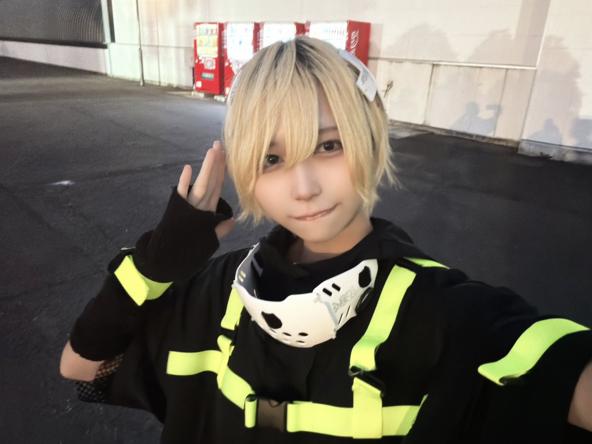ao_shitamachi's tweet photo. 🌐『強FES!!』 in 富士急ハイランド 〜 Supported by きみにZOKKON 〜 』

高飛車ステージありがとうございました‼️

MOON RABBiTSスカイブルー担当下町あおです😸💙

めちゃくちゃ楽しい1日だったよぉ！！
遊びに来てくれた子達みんなありがとう🫂

ライブも特典会もオフ会もぜーんぶ大事���思い出になりました🎡
まるで高飛車な女達でした🎢

強くてにゅーげーむさん@tsuyonew_24 
出演させていただきありがとうございました😭🎶
最後強にゅーさん史上最長ワキワキ参加できて光栄でした〜🥹‼️

やっぱり野外ライブって本当に最高
ありがとうコラビ達🤝🏻

#つよにゅ 
#強FES
#富士急ハイランド
#ムンラビ