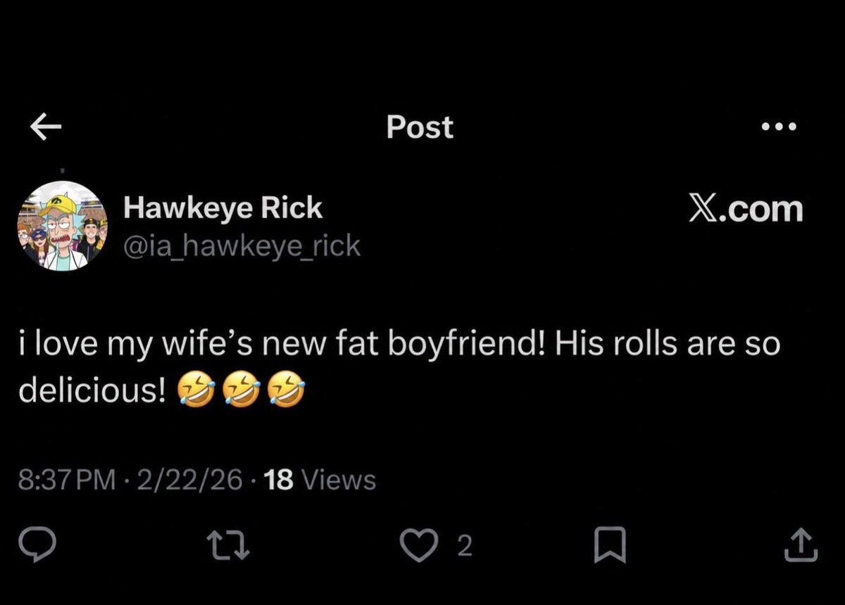 AMagikMoment's tweet photo. @hooper2U @ia_hawkeye_rick He does look at this please be careful with this man https://t.co/Rez0RCsYzq