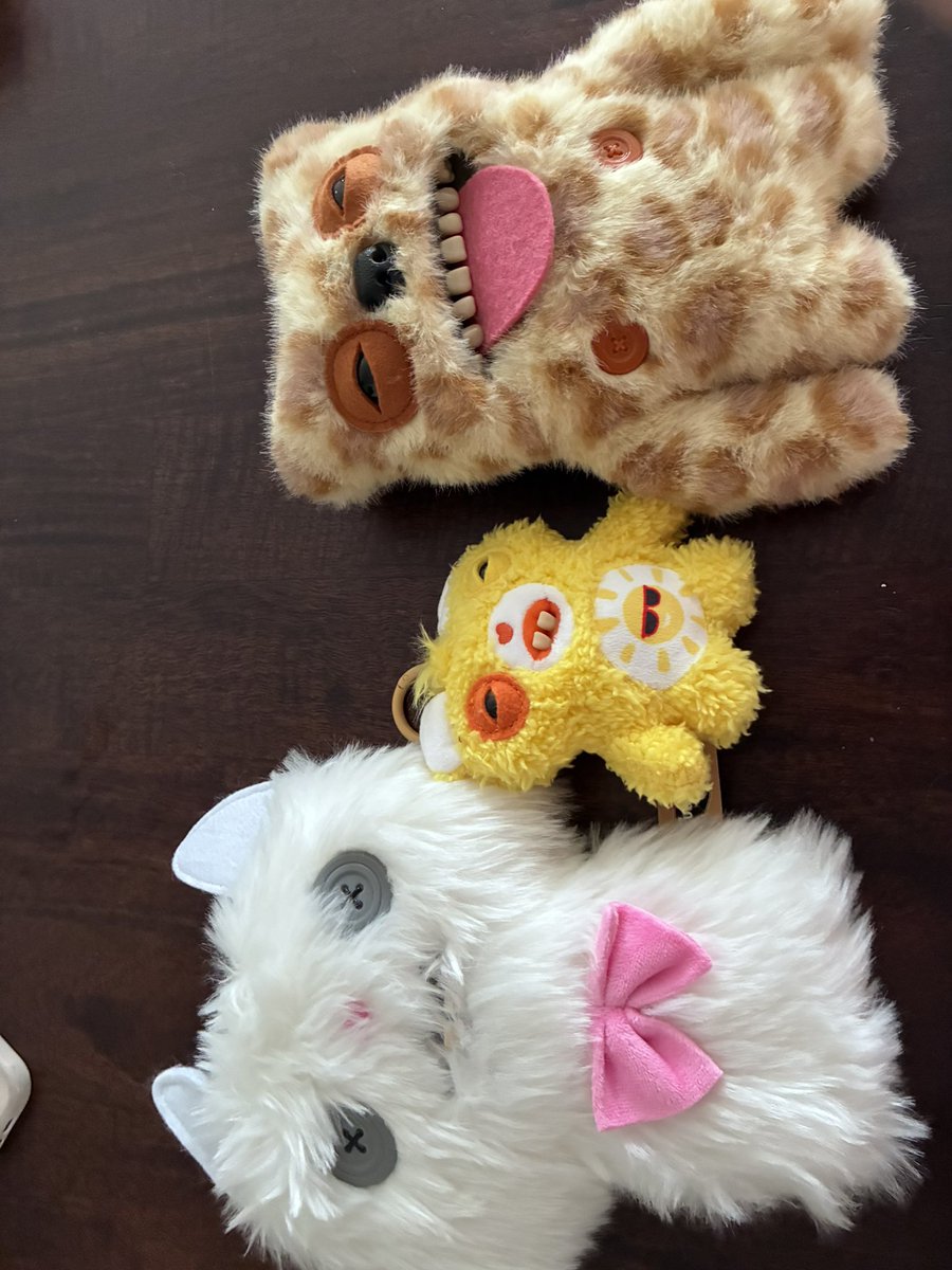 luxarexia's tweet photo. new fugglers 😊😊😊😊 https://t.co/EPIZm8lahu