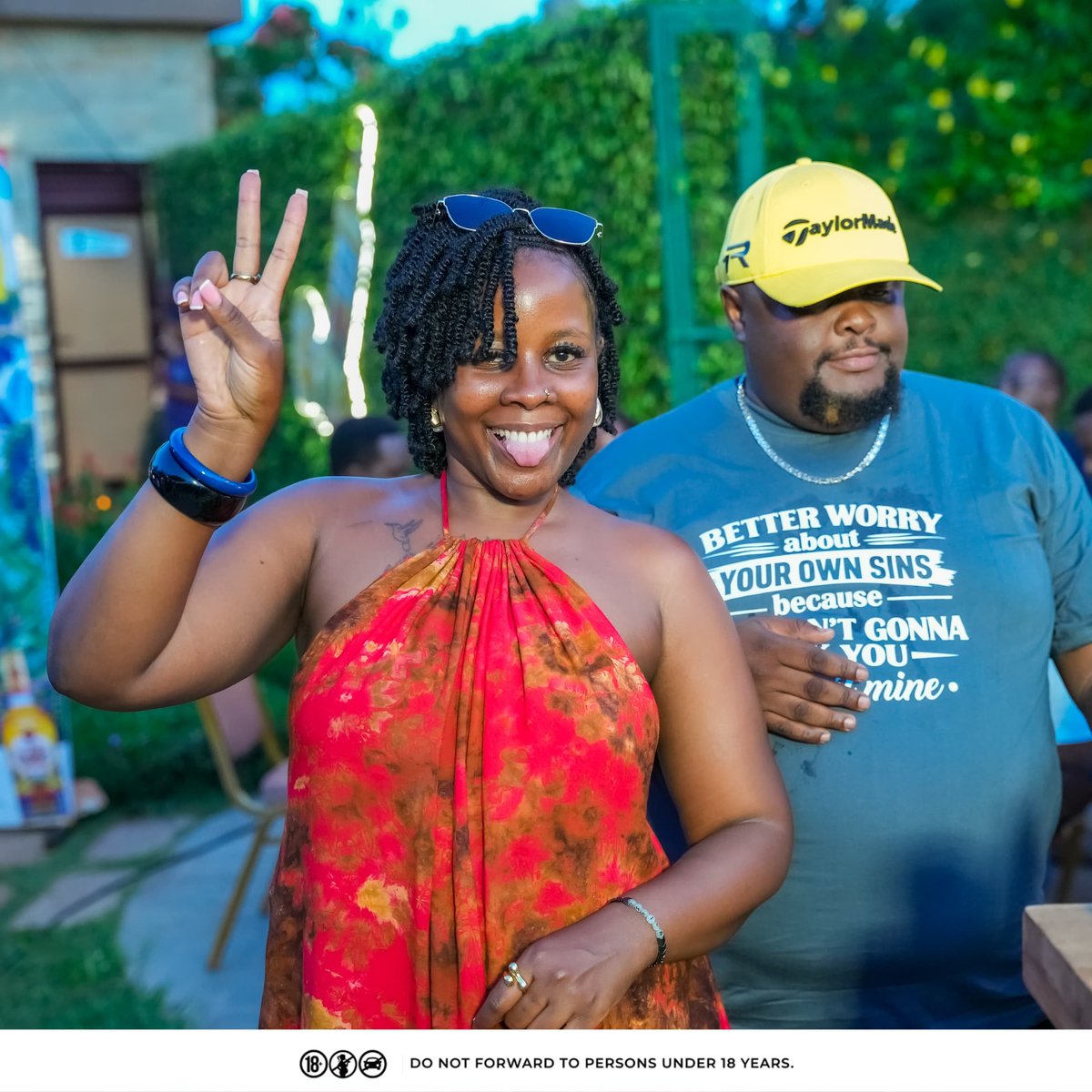 MBU's tweet photo. Just good people enjoying the moment 😎🥃
#SoUg #ZonkeAfrica| @UgandaWaragi https://t.co/sVH4vk2IhS