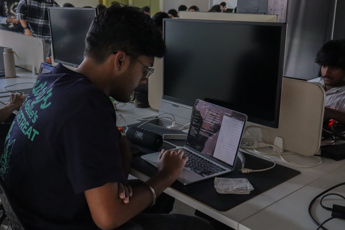 swayyaam's tweet photo. went to the agntid hackathon yesterday and somehow made it to the TOP 5 

honestly, there's something addictive about building under a deadline

huge shoutout to @devfolio  and the agntid team for hosting this

we go again!! https://t.co/JgmFGbyWWf