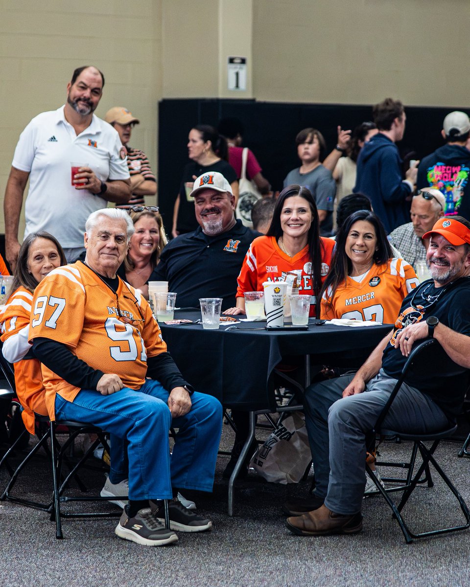 MercerBears's tweet photo. good times with our Mercer Family🧡🤍
#GoBears | #DefendTheDen https://t.co/ZcfJLXYT4B