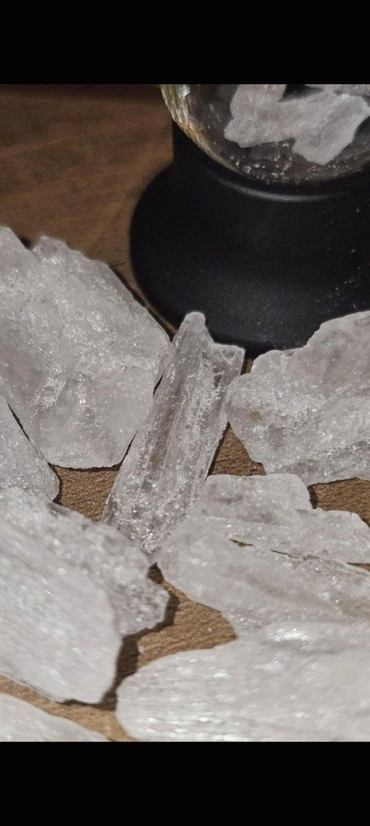 AboZaryabs7's tweet photo. Cristal 🔮 
Available in Bahrain 📍🇧🇭 
For contact:https://t.co/xkzk5DikeS
#Drugs #cristal #bahrain #bahrain_smoking https://t.co/iyIy9akFNp