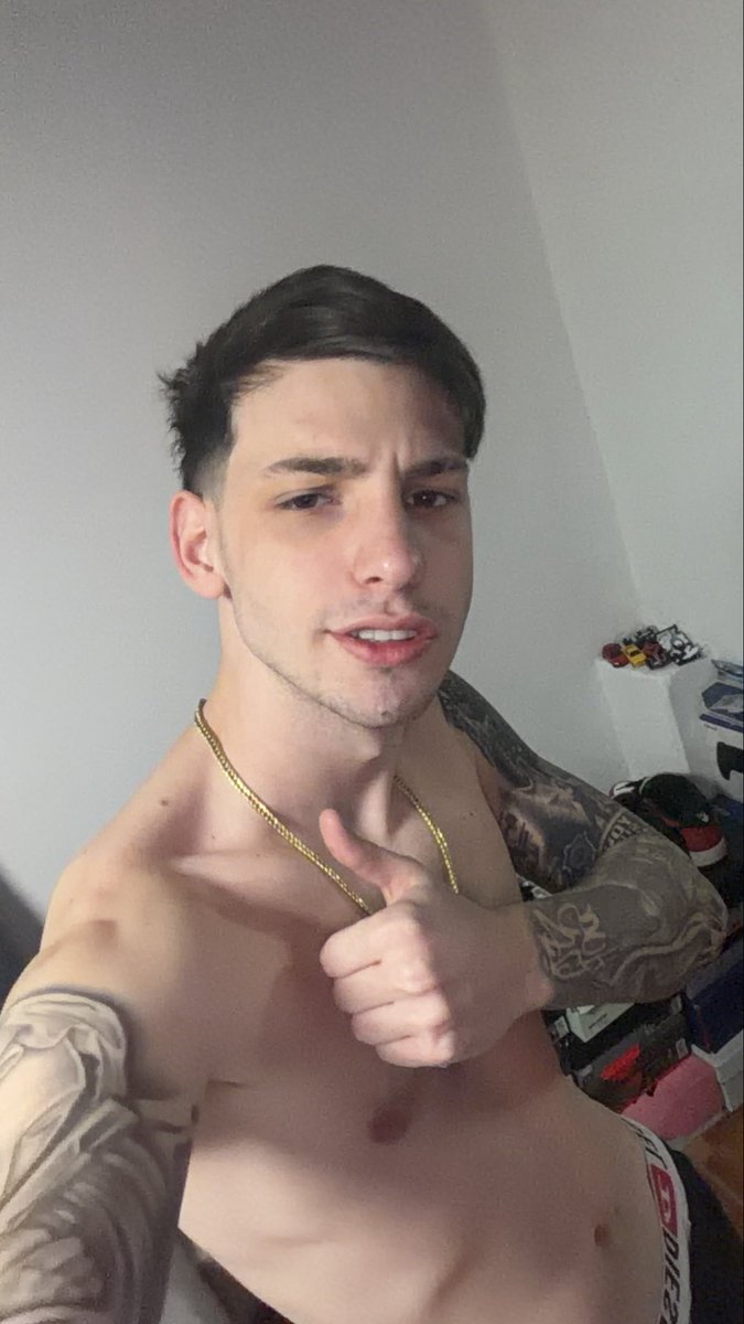 HotLatinBoy12's tweet photo. chudai🔥 https://t.co/jUiD529MCz