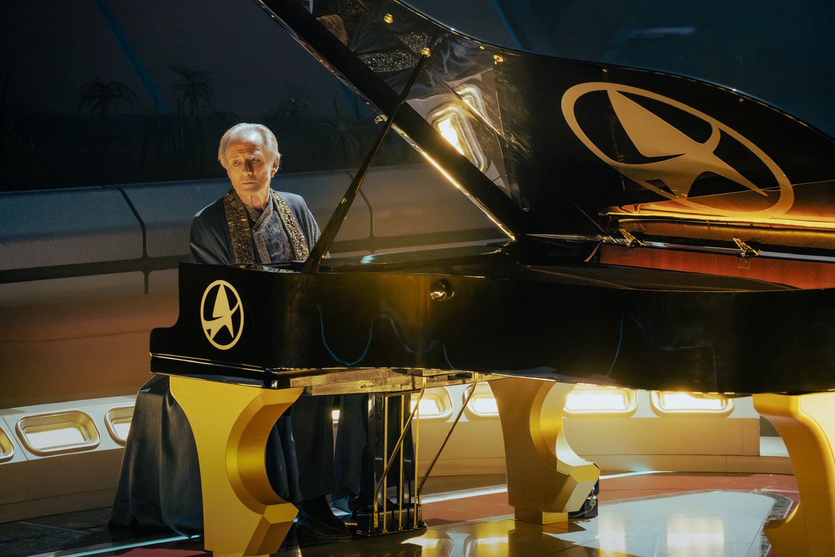 TuSubtitulocom's tweet photo. Estreno: marzo 2027.

#StarfleetAcademy https://t.co/1frkQojI6Z