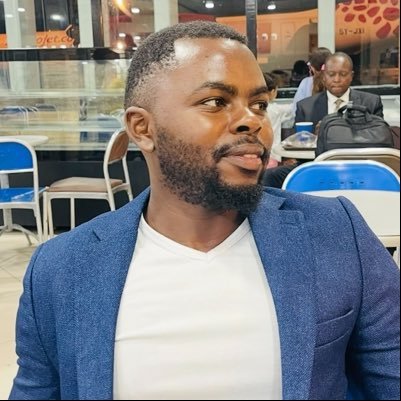 Western_Wolf8's tweet photo. 0707919856 -ii ndo number Jim Njue hutumia kuomba watu pesa kwa ii app.
Anatusumbua sana uyu masikini wa saitani. https://t.co/LYPGhoUdHm