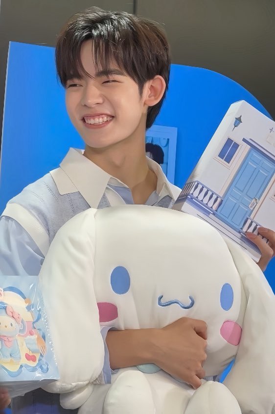 porpiapeaow's tweet photo. น้องป๋อเริ่มงอก ชีเริ่มเรียกเพื่อน ૮₍ ´ ꒳ `₎ა https://t.co/fZVTSumsFP