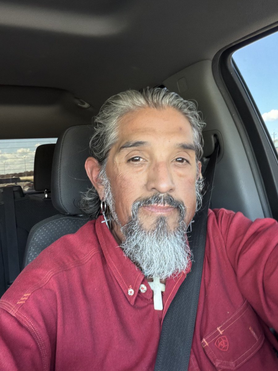 fatcowboy77's tweet photo. I look a mess today lol. Out mowing lawns and I got a dang flat tire on my mower. Just when things were going smoothly. It’s part of it though. Once this tire is done I only have one yard left. I’m ready for a shower https://t.co/fcgKz1GES8