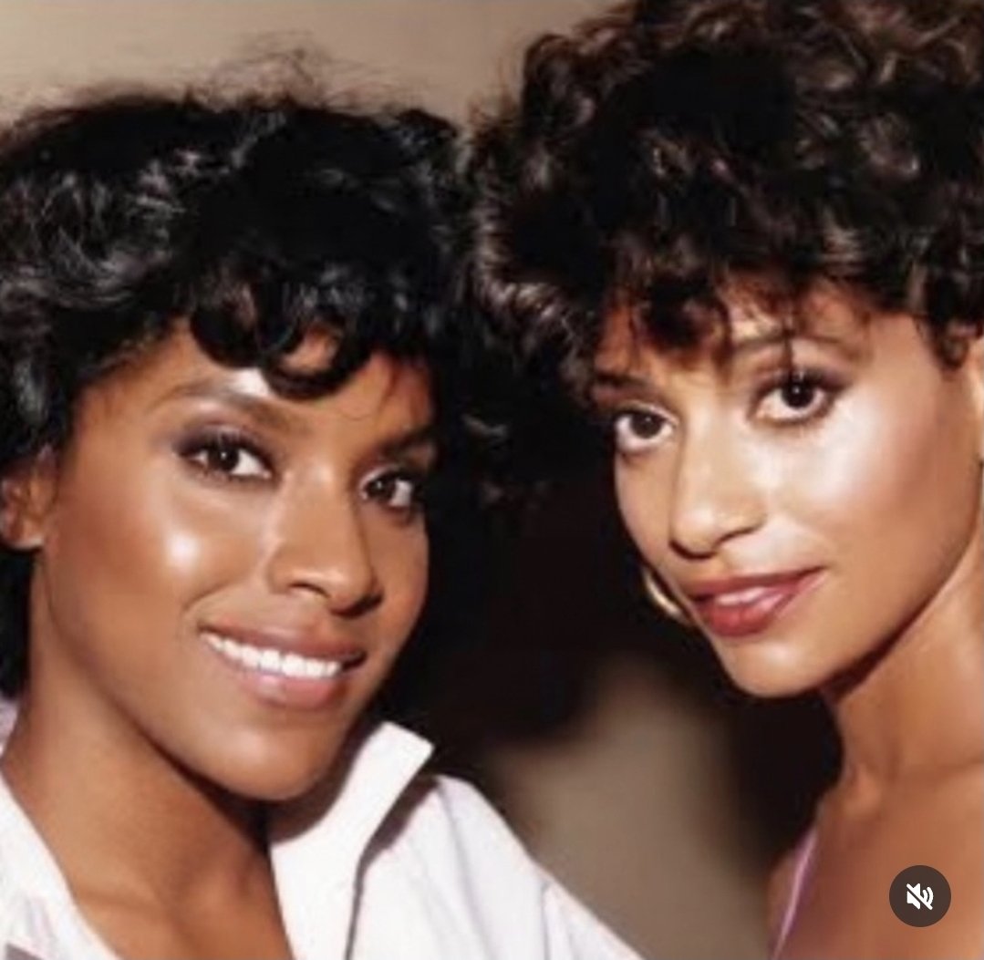 _StillTheShawn's tweet photo. Let's be honest, Debbie Allen &amp; Phylicia Rashad are the baddest sisters to ever live... https://t.co/a0AUWVLWnD