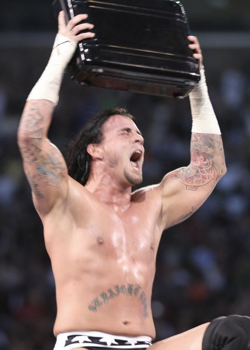breeluvspunk's tweet photo. Punk winning the 2008 MITB ⚡️❌🎲 https://t.co/L5FEkp14pv