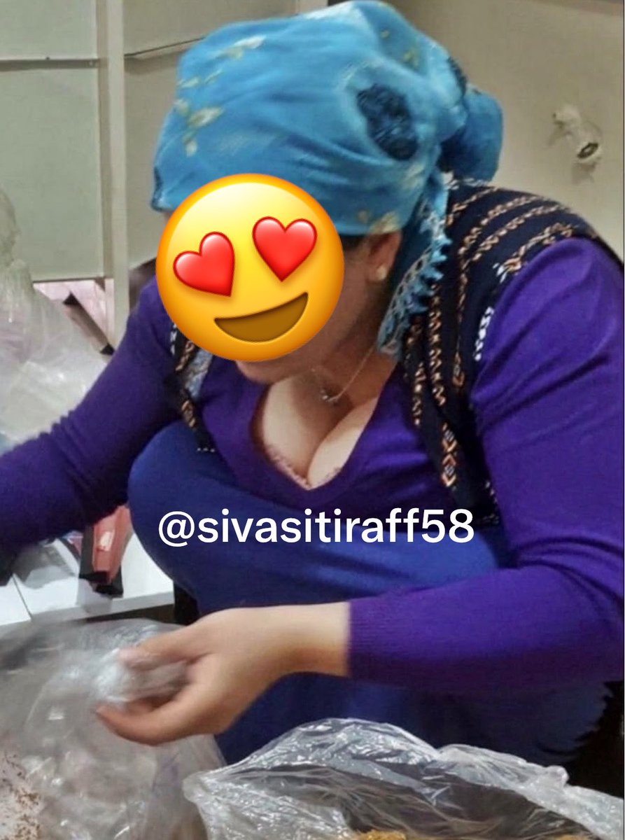 sivasitiraff58's tweet photo. Ensest Takipçim 41 yaşında ki türbanlı teyzesine sert yorumlar istiyor beylerr yorumsuz geçmeyin https://t.co/19aOmFodFS