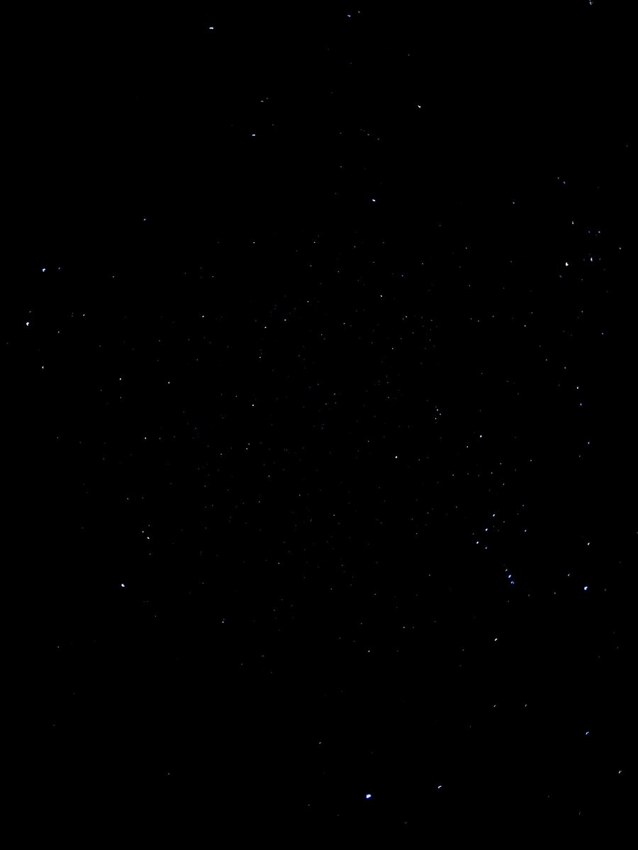 lemnis_4f's tweet photo. オリオン座や冬のダイヤモンドがバッチリ見える！✨ https://t.co/HNkqysvF9i
