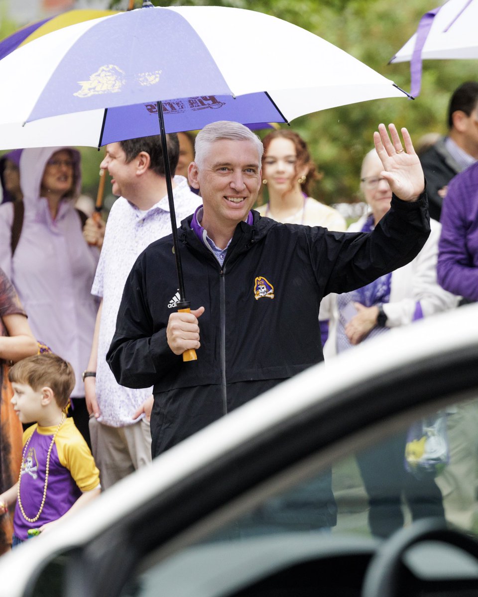ECUChancellor's tweet photo. No matter the decade, there’s always a reason to come home to Pirate Nation! 🏴‍☠️

One of my favorite parts of ECU homecoming is seeing generations of Pirates return to Greenville to celebrate the traditions and memories we share. https://t.co/fFz6RV55Eb