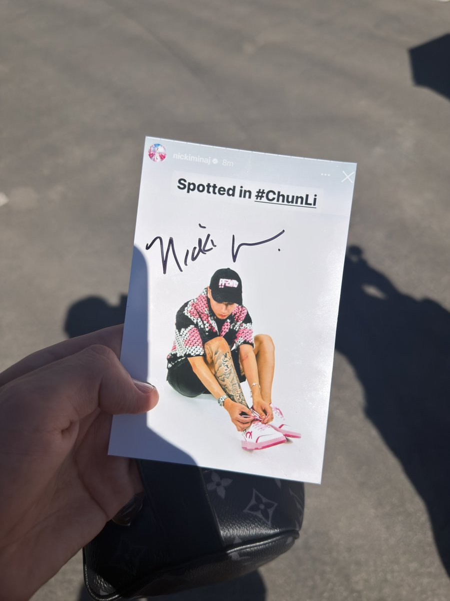 brianRELOADED's tweet photo. I just met the Queen yo omg 
#XTakeover https://t.co/VHkFTx3GlP