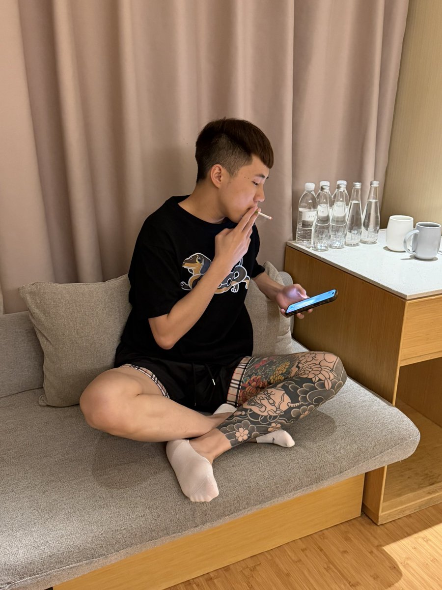 jiku35209's tweet photo. 第一次发有什么要注意的 https://t.co/fuJzMA4QHU