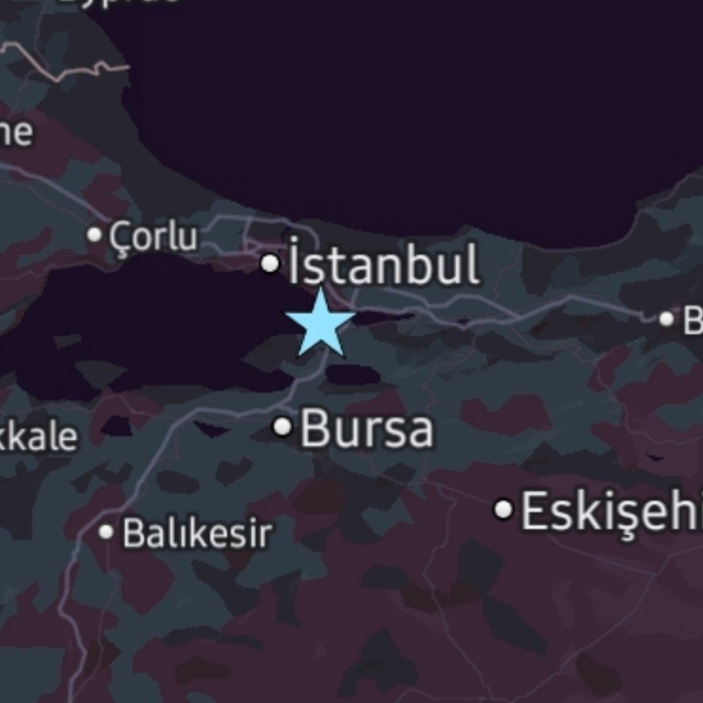 bosunatiklama's tweet photo. Yalova açıklarında meydana gelen 3.5'lik deprem Marmara bölgesinde hissedildi.

▬ Bazı android kullanıcılarına depremden saniyeler önce bildirim geldi. https://t.co/cxV2Z9L7PG