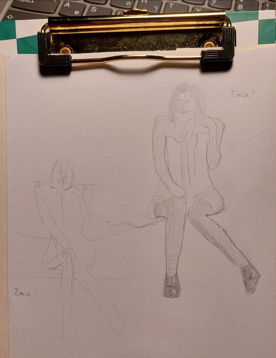 m1kef_draws's tweet photo. Today's 2-min and 5-min sketches https://t.co/9A1YLjDdCr
