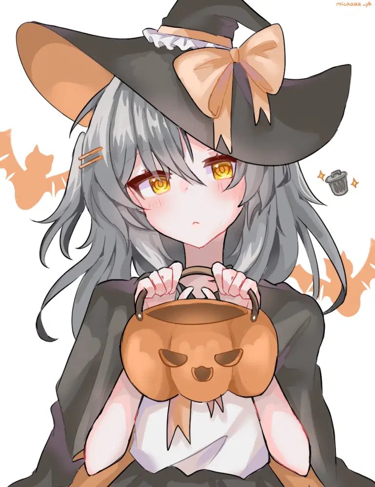 OverlordStelle's tweet photo. It’s that time of year. Like this tweet to see if you receive a delicious treat or a devious trick. Retweet to help spread the word. https://t.co/bDmDIaxTS5