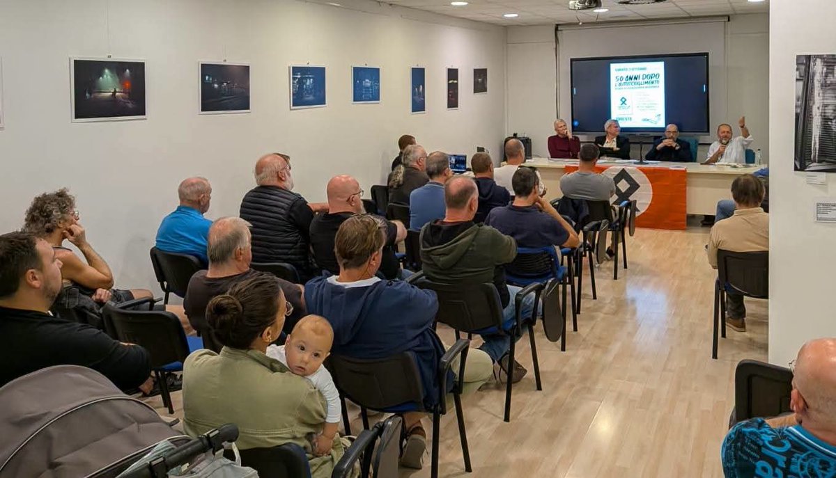 fabio_bellani's tweet photo. Sabato scorso a Trieste un'altra conferenza, nell'ambito delle presentazioni del libro Confesso che ho vissuto, storie di Avanguardia Nazionale https://t.co/mMpgvVFfGG