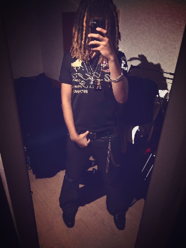 asahisipper's tweet photo. is his fashion style… a BLAAASSIICCCC?!????? https://t.co/Csmqpls6ZH
