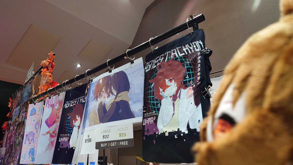 sennlet's tweet photo. At Umamart! #moorinamerch https://t.co/rYxb0iRhrU