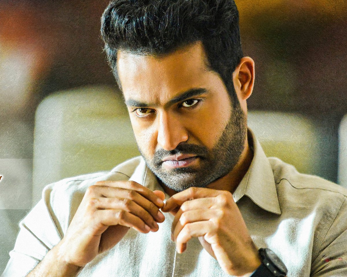 imrapo45's tweet photo. Same actor btw
11 oct 2013 11 oct 2018
#8yearsforASVR 💥💥 https://t.co/2dUOVuh8xn