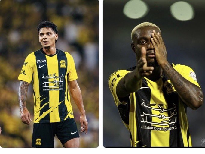 msfiran89's tweet photo. سؤال محيرني ⁉️

ليه الفرق الي تلعب امام الهلال يغيبون نجومهم 
والفرق الي تلعب امام النصر يتم التسجيل لهم 

#الهلال_الاتحاد https://t.co/YcyPVczr0Y