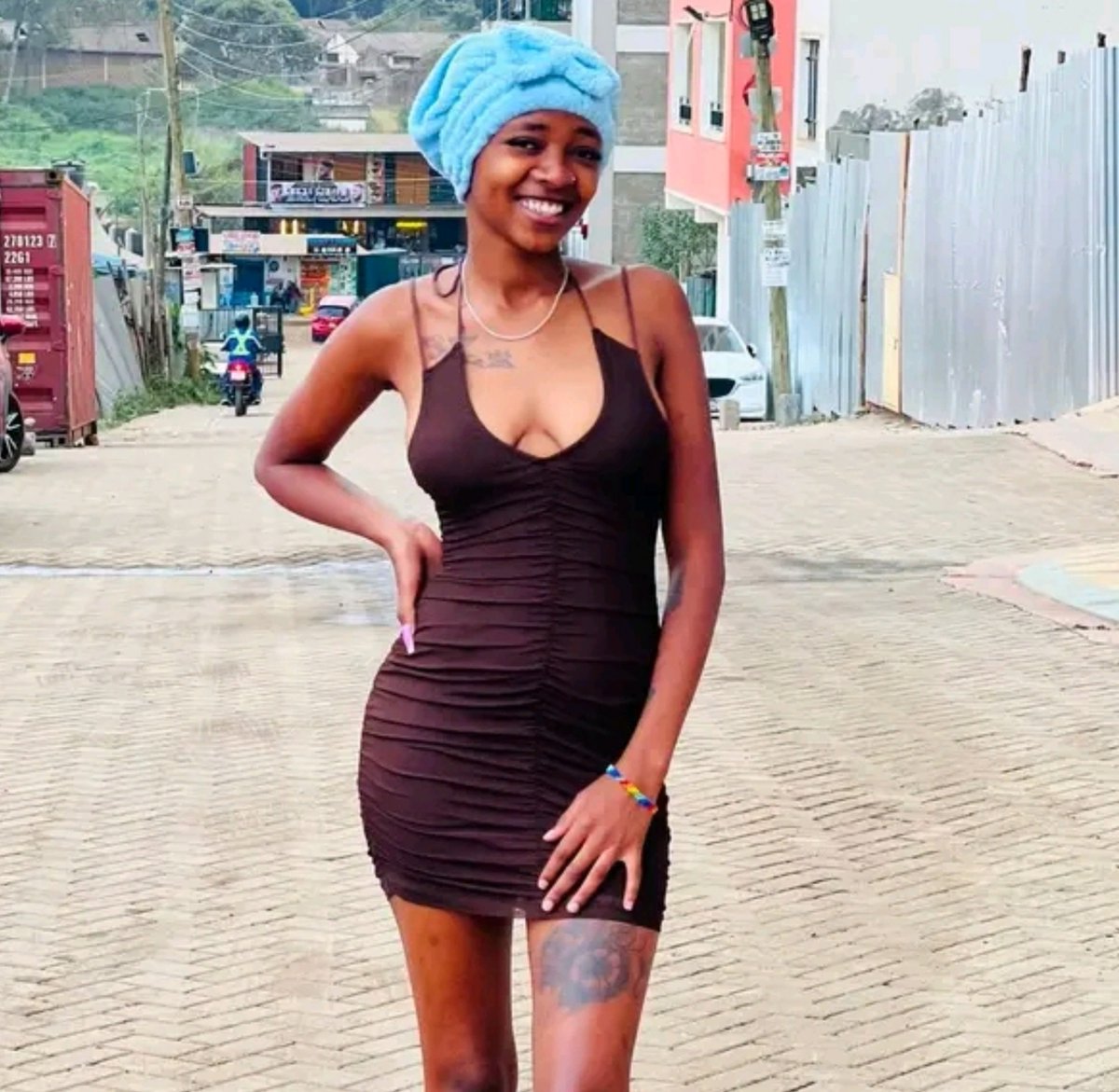 __machaicon's tweet photo. Hizo boobs hadi ukiziekea alarm haziezi amka https://t.co/xJofGewEbI
