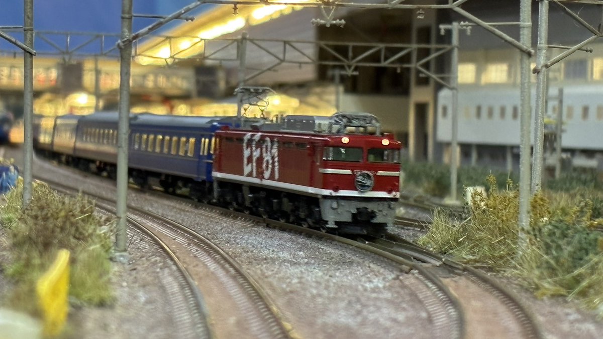 Re_Color_train's tweet photo. 【東京・本店4階】昨日ご来店のお客様④

EF81-95牽引 寝台特急北斗星

※ 3,4番線使用

#リカラー #Re_Color #鉄道模型 #ｎゲージ  #レンタルレイアウト https://t.co/xAS5FAHOC6