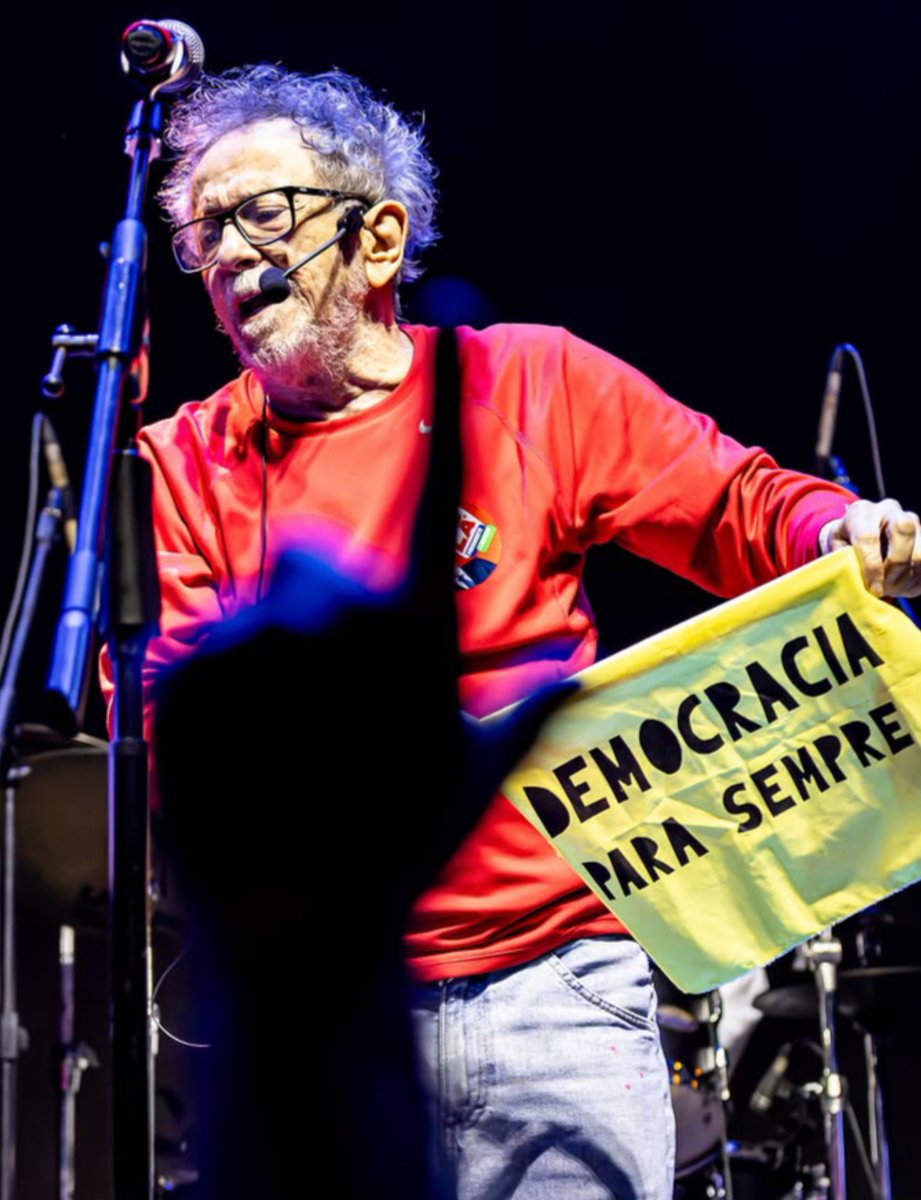 flertefatale's tweet photo. tom zé no circo voador, 90 anos.
📷: michelle castilho. https://t.co/j5EgfStqrR