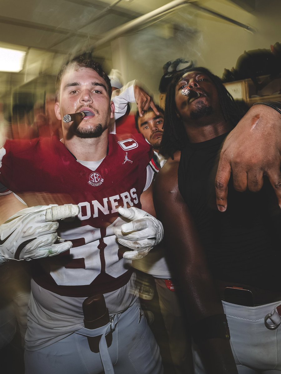 OU_Football's tweet photo. Feels like a rivalry 🔥 https://t.co/NGMg62bJD4