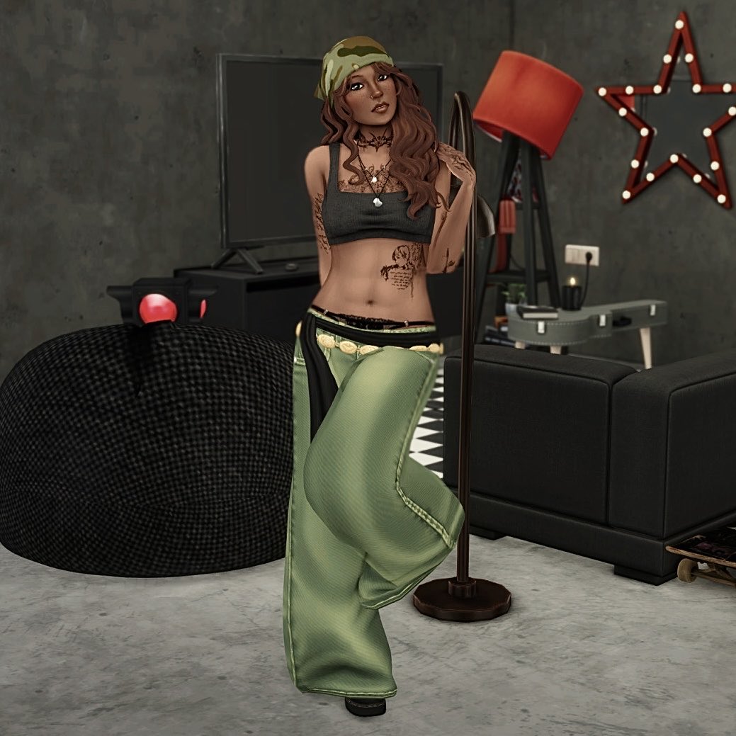 simswithcl's tweet photo. New outfit for Dylan 🖤🎱 https://t.co/SnsrdkPVxX
