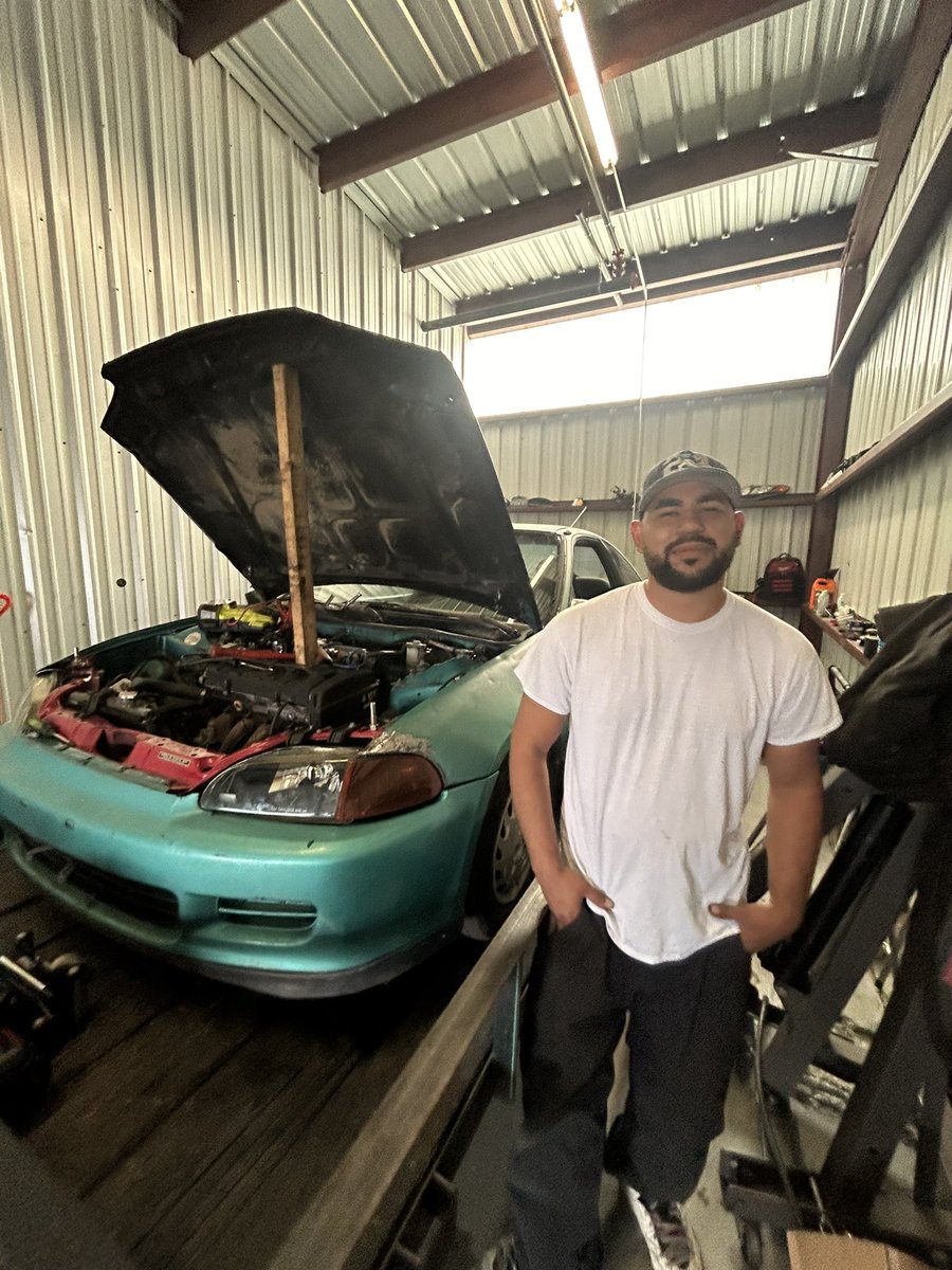 hoodrichsam's tweet photo. 🤣🤣🤣🤣🤣 
Had to take goofy pics cause people never take me serious https://t.co/IHuEhhA7Lc